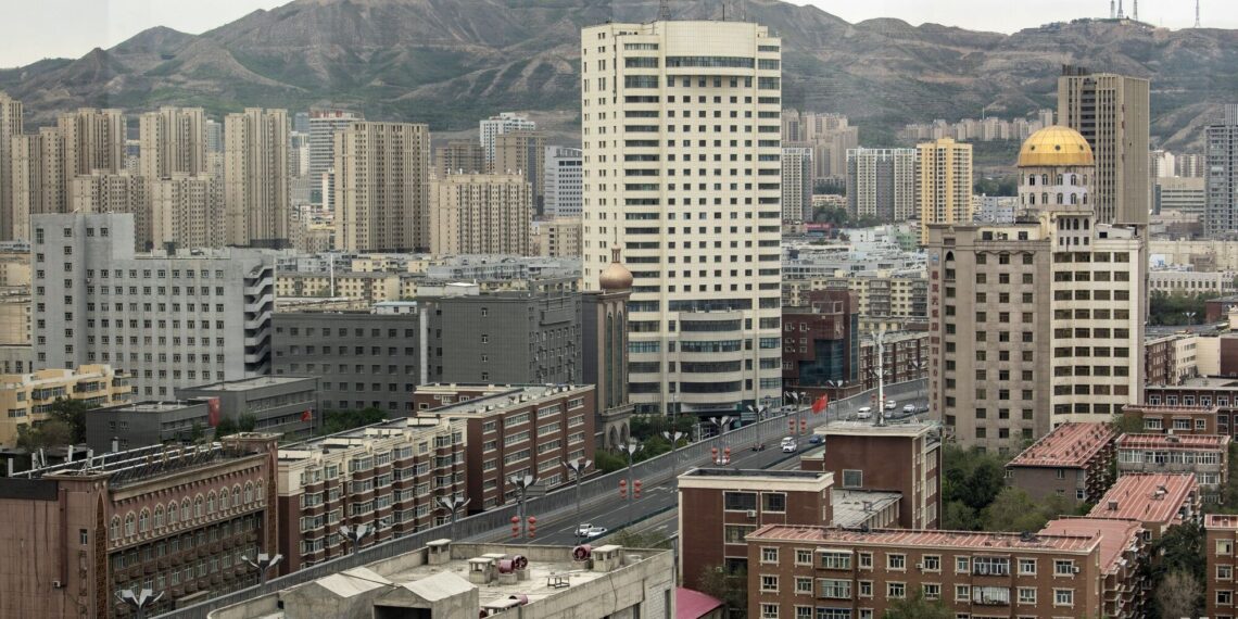 Здания в Урумчи. Провинция Синьцзян. Фото: Bloomberg