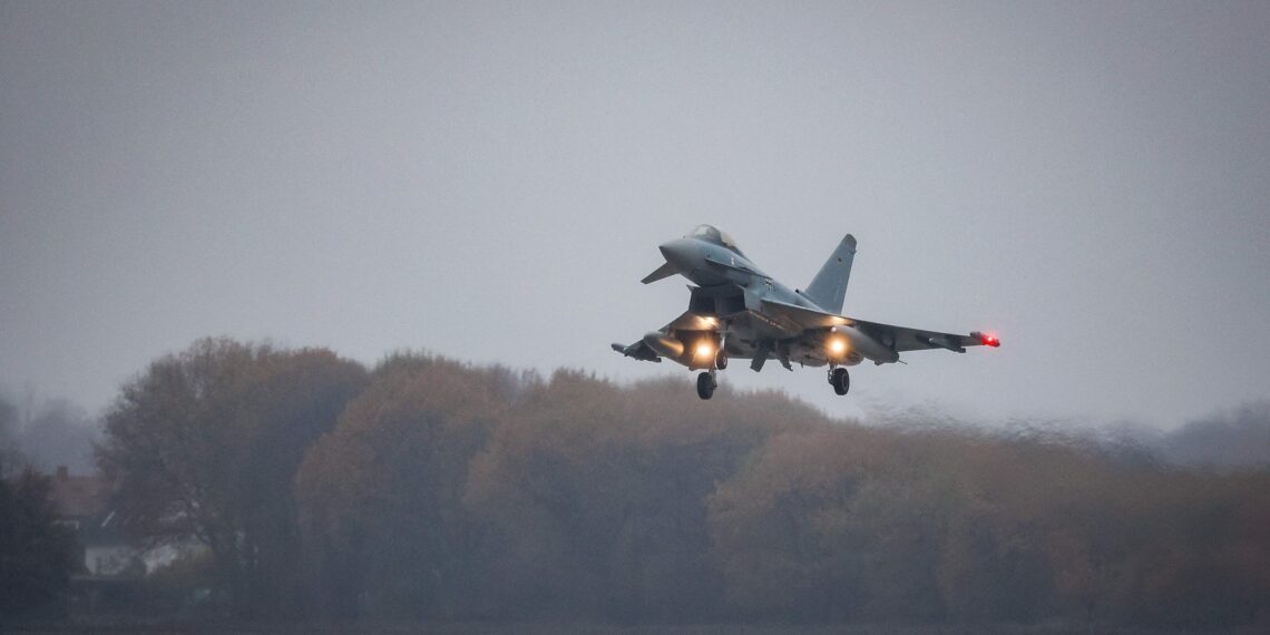 Истребитель Eurofighter Typhoon. Фото: AFP