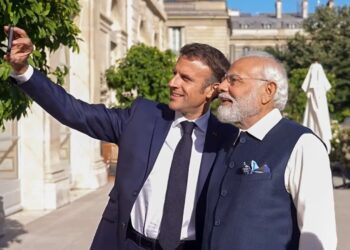 Эммануэль Макрон и Нарендра Моди. Фото: ANI