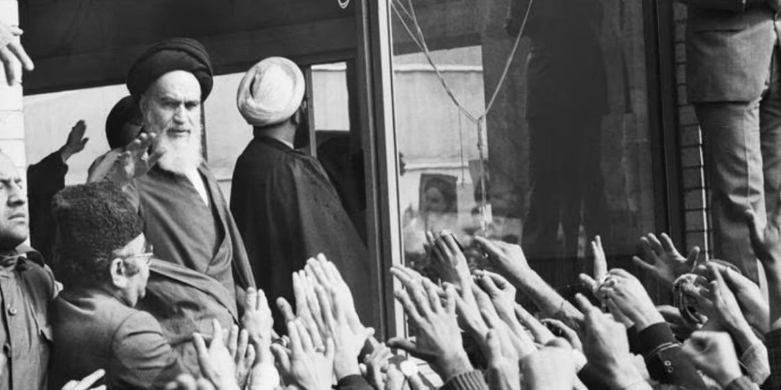 Лидер Исламской революции Рухолла Хомейни