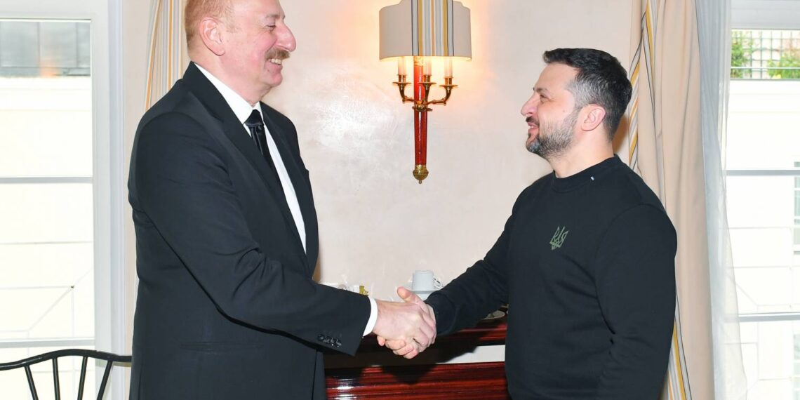 Бакинский диктатор Алиев и главарь киевского режима Зеленский