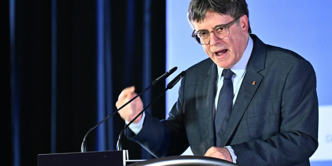 Карлес Пучдемон. Фото: Лайонел Бонавентура / AFP / Getty