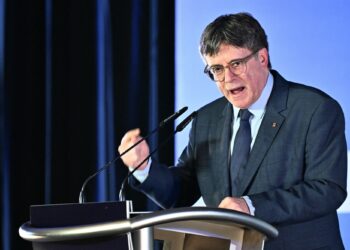 Карлес Пучдемон. Фото: Лайонел Бонавентура / AFP / Getty