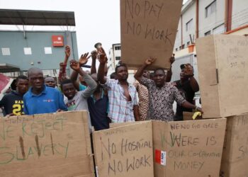 Акция протеста в Нигерии. Фото: AP / Sunday Alamba