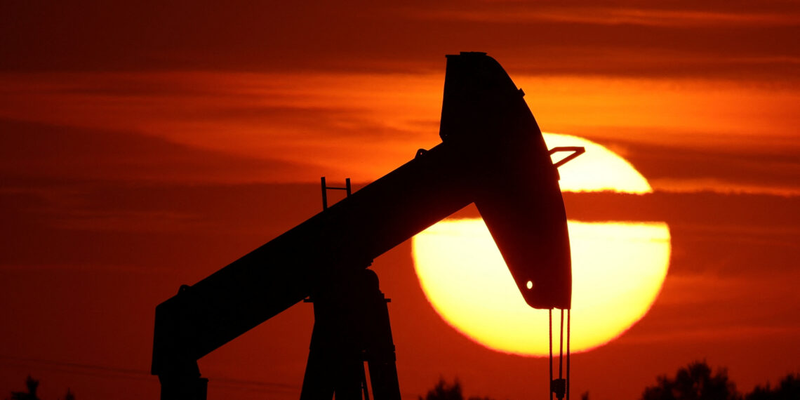 Нефть. Фото: Reuters / Pascal Rossignol