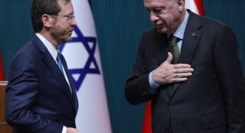 Турция прекратила торговлю с Израилем: Bloomberg