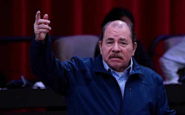 Даниэль Ортега