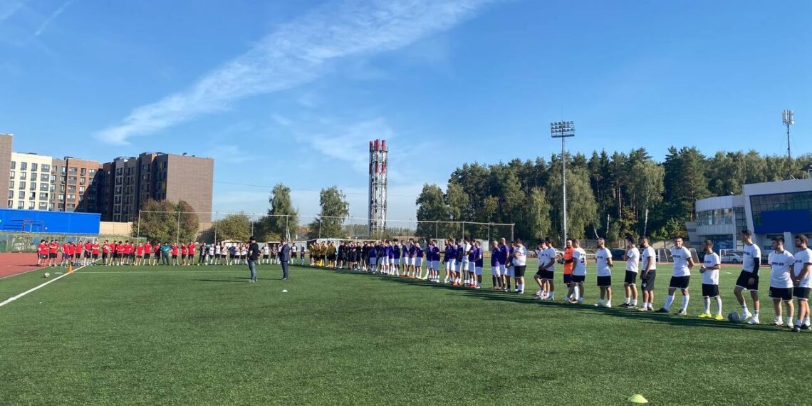 Участники футбольного турнира «SHAUMYAN CUP 2»