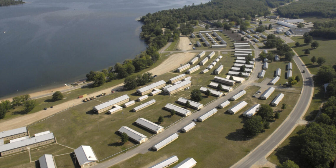 Центр подготовки к совместным маневрам «Кэмп Грейлинг» в Грейлинге, штат Мичиган. Фото: John L. Russell/АР