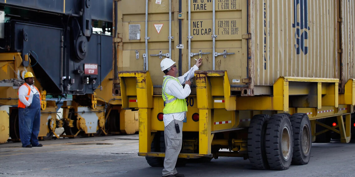 портовый грузчик