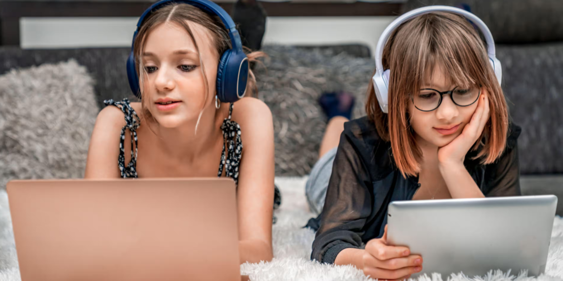 Норвежское правительство пообещало ввести больше мер безопасности, чтобы дети не могли обойти возрастные ограничения. Фото: Panther Media GmbH/Alamy