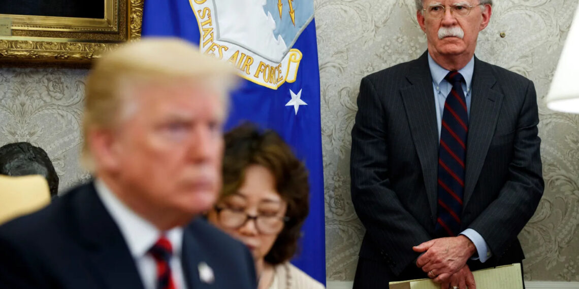 Джон Болтон