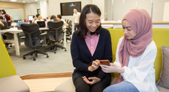 Индонезия намерена заполучить $1 млрд инвестиций Apple