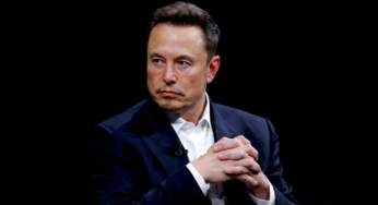 На Илона Маска подали в суд за покупку Twitter