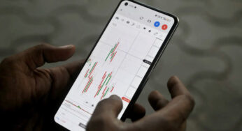 Канадский доллар упал до минимума из-за Трампа