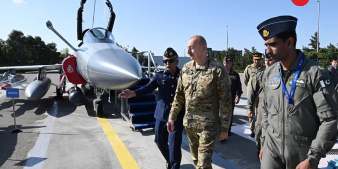 Главарь бакинского режима Ильхам алиев пообещал инвестировать в Пакистан $2 млрд