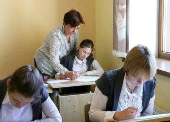 Российская школа