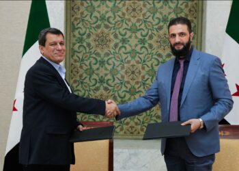 Соглашение, состоящее из 8 пунктов, было подписано между Ахмедом аш-Шараа и командующим СДС Мазлумом Абди