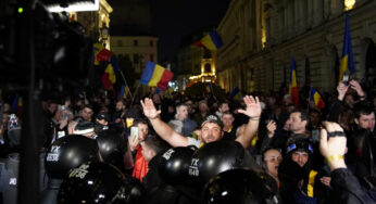 Кэлин Джорджеску призвал румын прекратить беспорядки