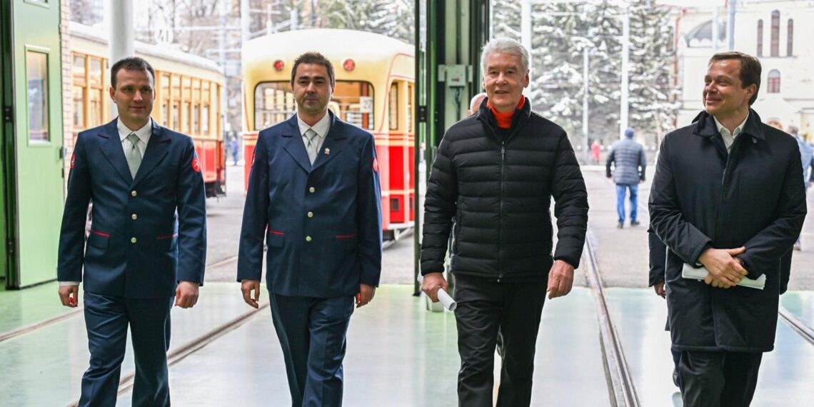 Сергей Собянин и Максим Ликсутов. Фото: пресс-служба мэра и правительства Москвы