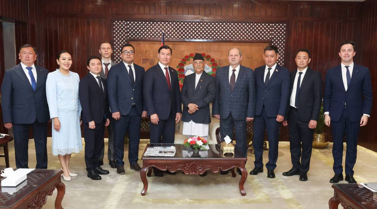 Дипломатический мост: делегация Калмыкии во главе с Бату Хасиковым посетила Непал