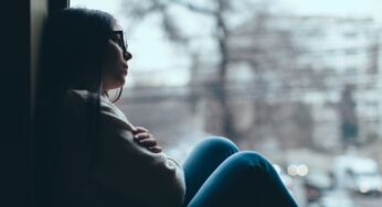 Подростки в Британии оказались одними из самых несчастных в мире