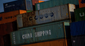 Китай обвинил США в нарушении торгового перемирия