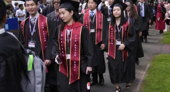 Трамп пообещал удвоить число китайских студентов в США до 600 тысяч