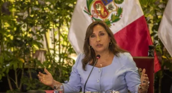 В Перу крупнейшая парламентская фракция поддержала импичмент президента Дины Болуарте