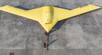 Китай провел первый полет нового малозаметного беспилотника CH-7