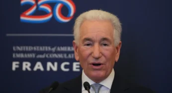 Франция ограничила доступ посла США к правительству после заявлений о гибели активиста