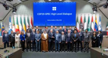 ОПЕК+ готова увеличить добычу нефти на фоне ударов по Ирану: цены взлетели до максимума за семь месяцев