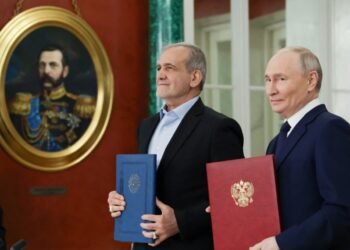 Владимир Путин и Масуд Пезешкиян. Фото: Sputnik