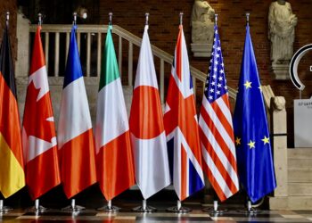 Флаг стран G7. Фото: Reuters