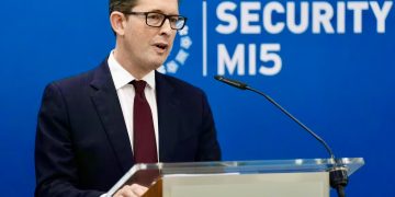 Директор МИ-5 Кен Маккаллум. Фото: Getty