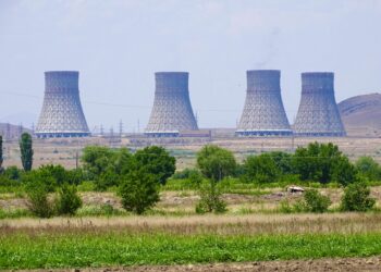 Армянская АЭС вблизи г. Мецамор. Фото: flickr.com