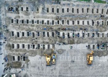 Фото с похорон в Иране: Iranian Press Center