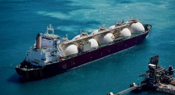 Война в Иране ускоряет исход СПГ из Персидского залива: QatarEnergy и ADNOC инвестируют в американские терминалы