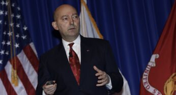 Бывший главком НАТО предупреждает о риске «большой игры» Ирана