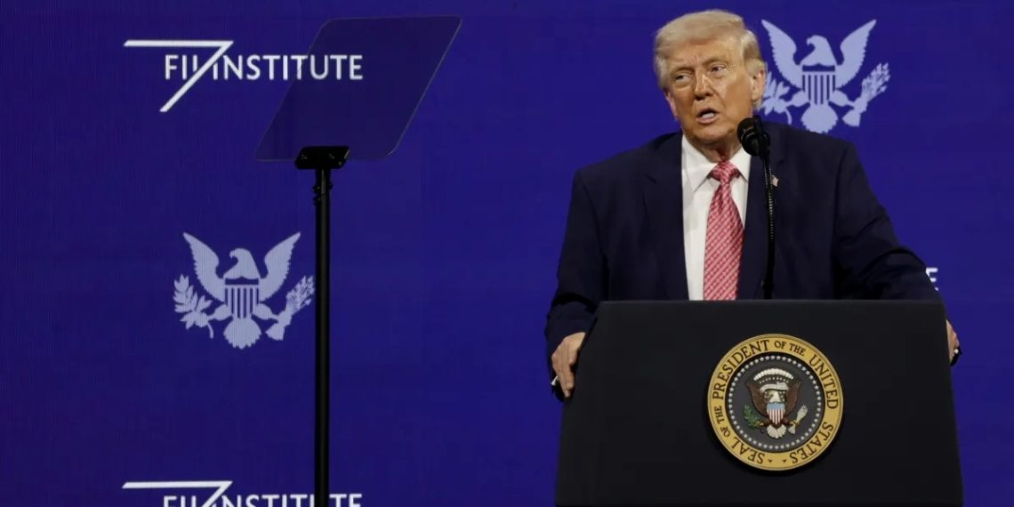 Дональд Трамп. Фото: Bloomberg