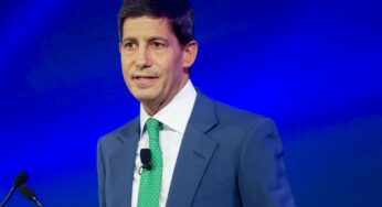 Уоррен требует от кандидата на пост главы ФРС Уорша ответов о связях с Эпштейном