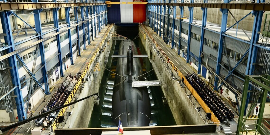 Атомная ракетная подводная лодка на базе подводных лодок Иль-Лонг в Бретани, 2 марта. Фото: AFP