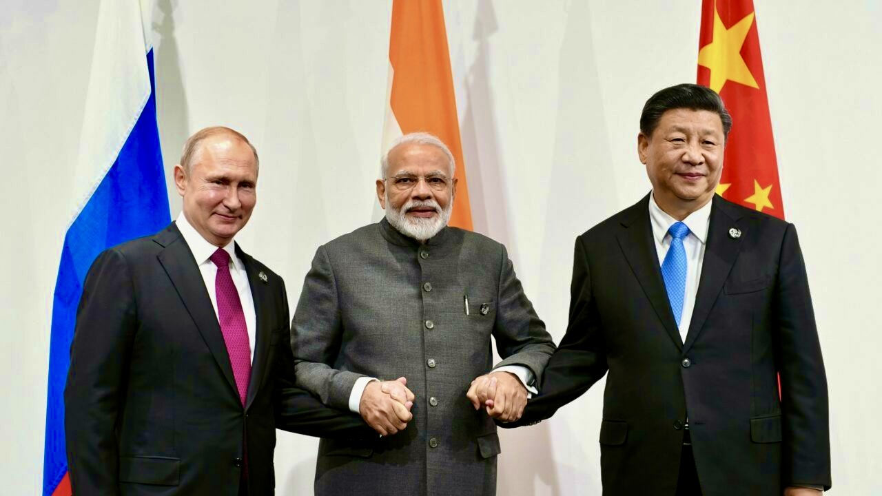 Гращенков: «разворот на Восток» помог выжить, но Европа остаётся ключевым партнёром России