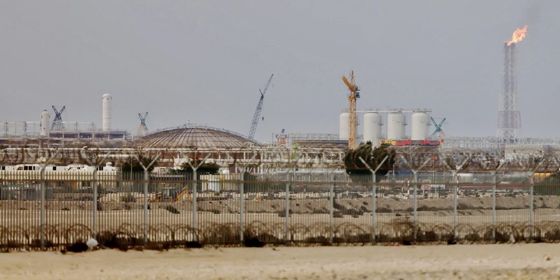 Действующие объекты Qatar Energy 3 марта 2026 года в промышленном городе Рас-Лаффан, Катар. Фото: Getty