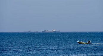 «Перемирие временное и условное»: почему открытие Ормузского пролива не решит проблем с судоходством и высокими ценами на нефть