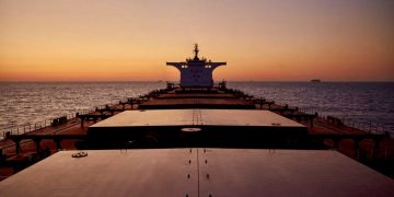 Рекламное изображение с веб-сайта греческой судоходной компании Thenamaris (Thenamaris)