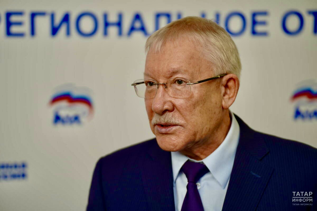 «Мы все одновременно и белые, и красные»: идеолог «Единой России» о национальном примирении