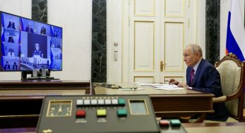 Основы языковой политики утверждены: Путин призвал создавать факультеты русской филологии и единые учебники