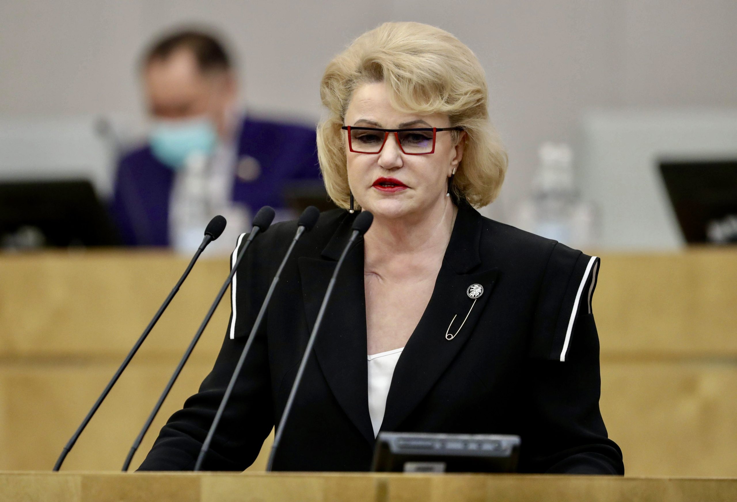 Ипотеку – обнулить при рождении третьего ребёнка: Нина Останина представила программу КПРФ по защите семьи