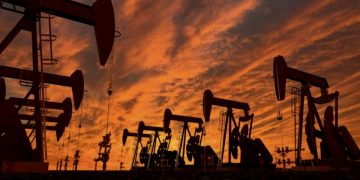 Brent у $93, WTI у $89: США и Иран балансируют на грани, а рынок сохраняет спокойствие